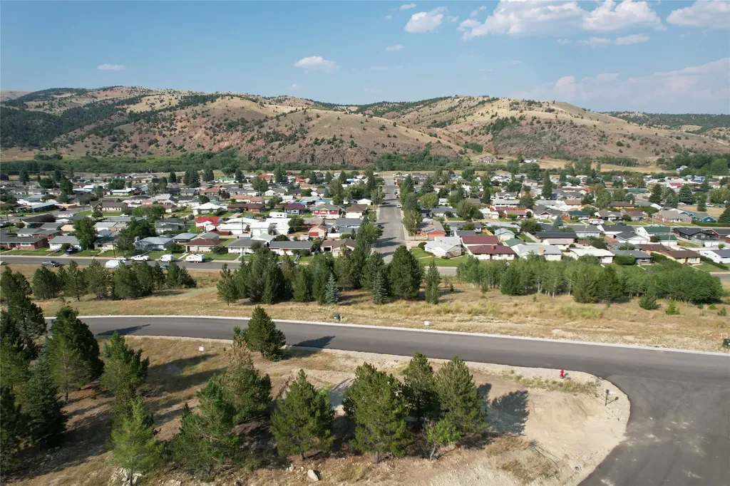 Lot B-22 The Smelter City Estates Anaconda MT 59711