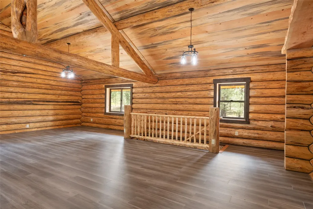 33664 Raghorn Road Bonner MT 59823