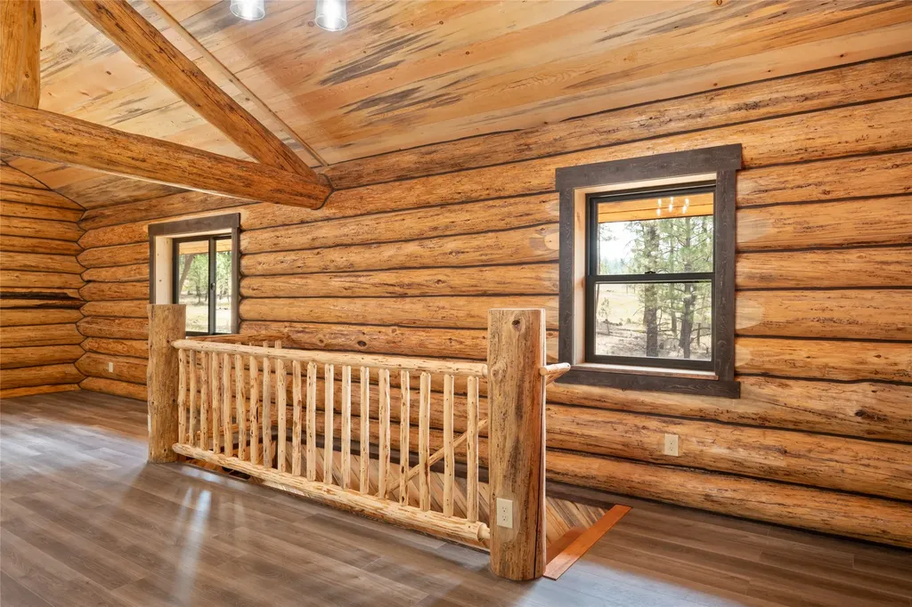 33664 Raghorn Road Bonner MT 59823