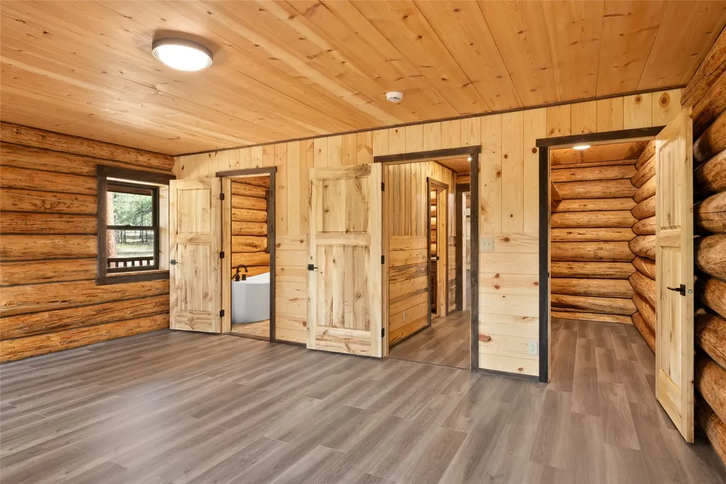 33664 Raghorn Road Bonner MT 59823