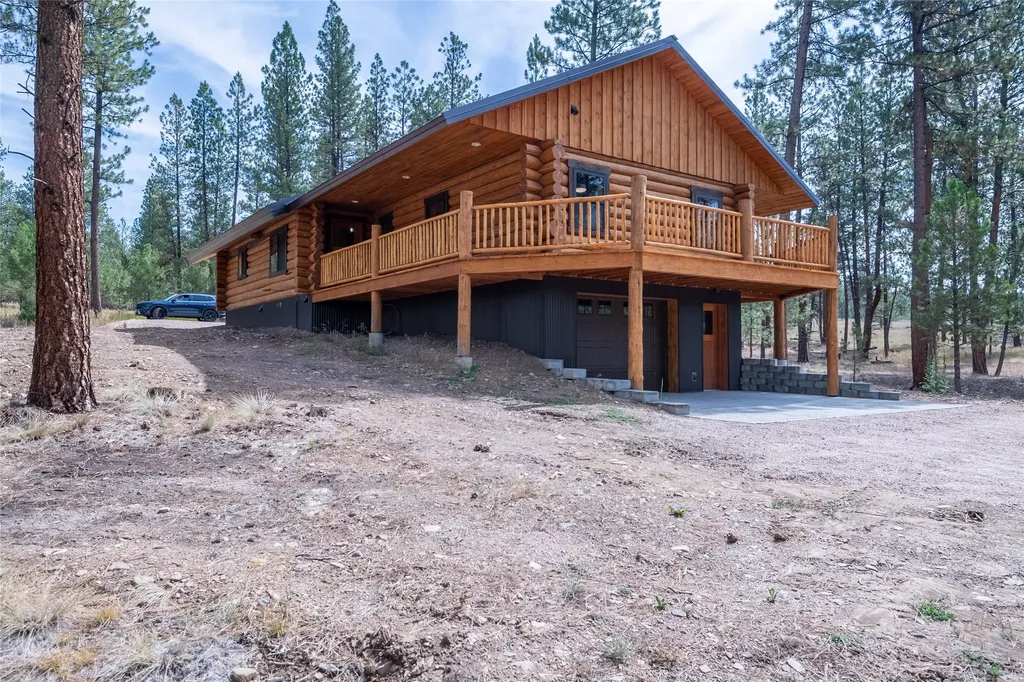 33664 Raghorn Road Bonner MT 59823