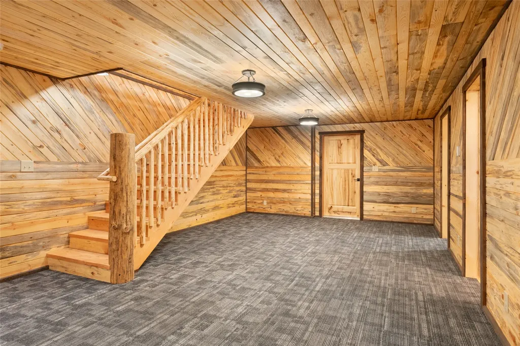 33664 Raghorn Road Bonner MT 59823