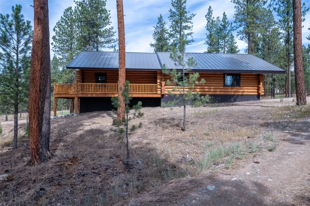 33664 Raghorn Road Bonner MT 59823