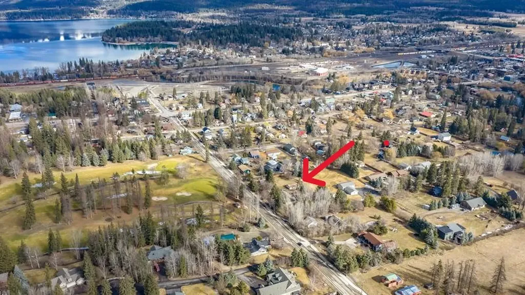 451 And 459 Karrow Avenue Whitefish MT 59937