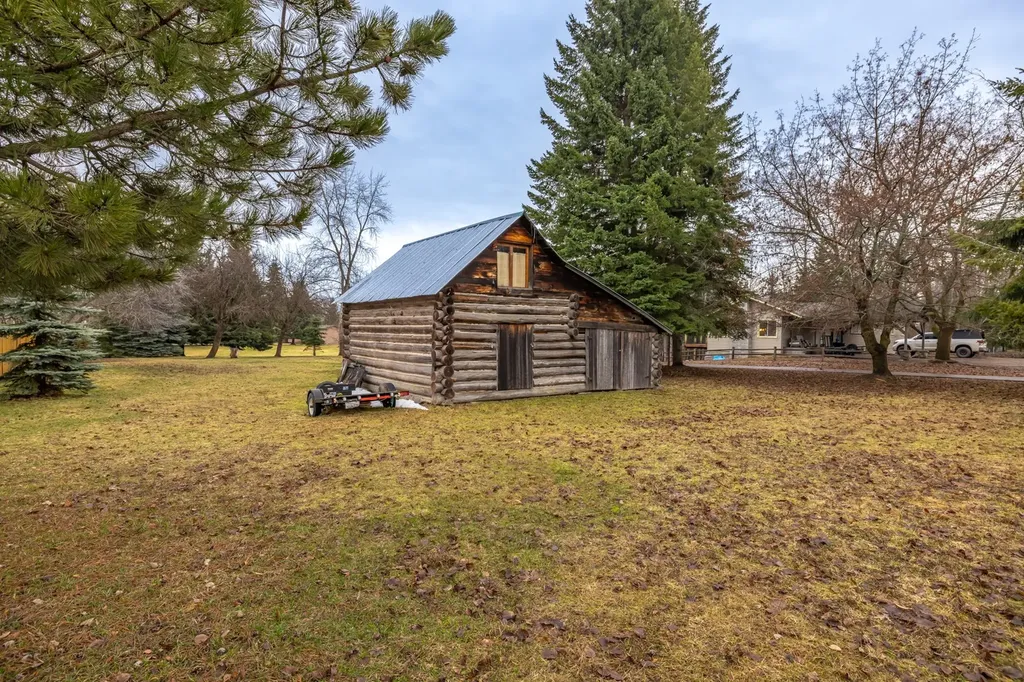 451 And 459 Karrow Avenue Whitefish MT 59937