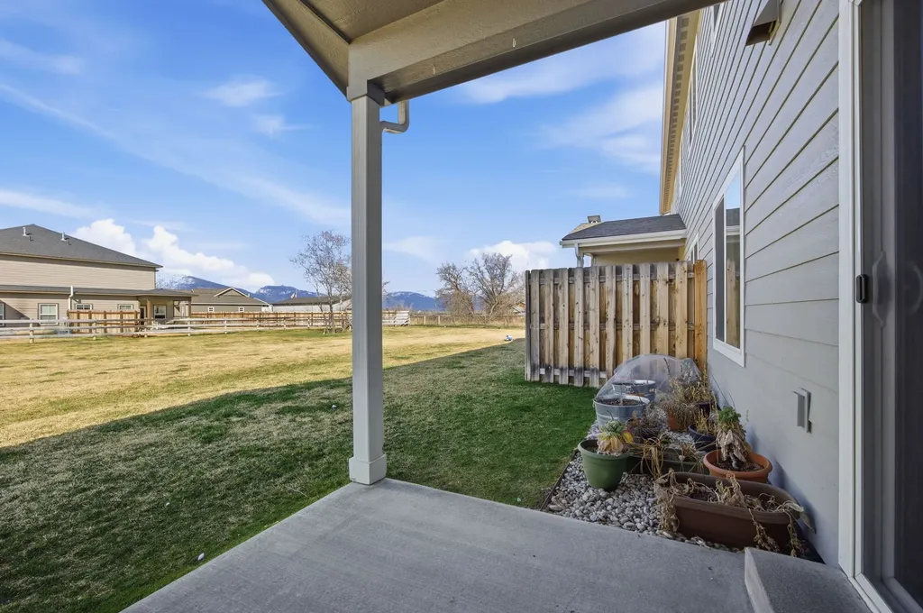 1115 Jessica Court Corvallis MT 59828