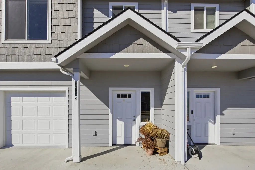 1115 Jessica Court Corvallis MT 59828