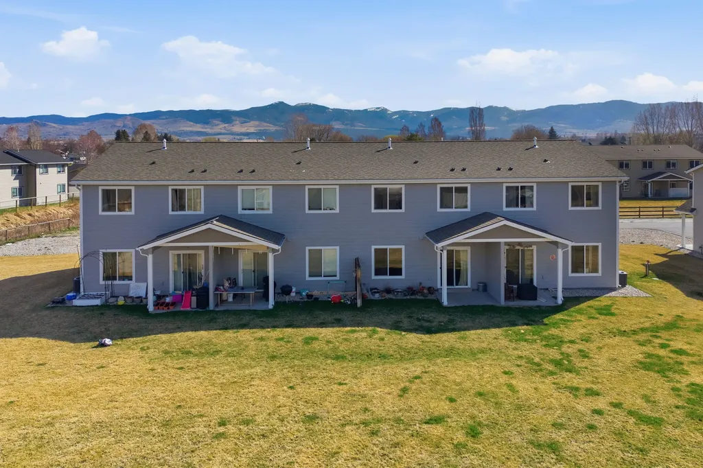 1115 Jessica Court Corvallis MT 59828
