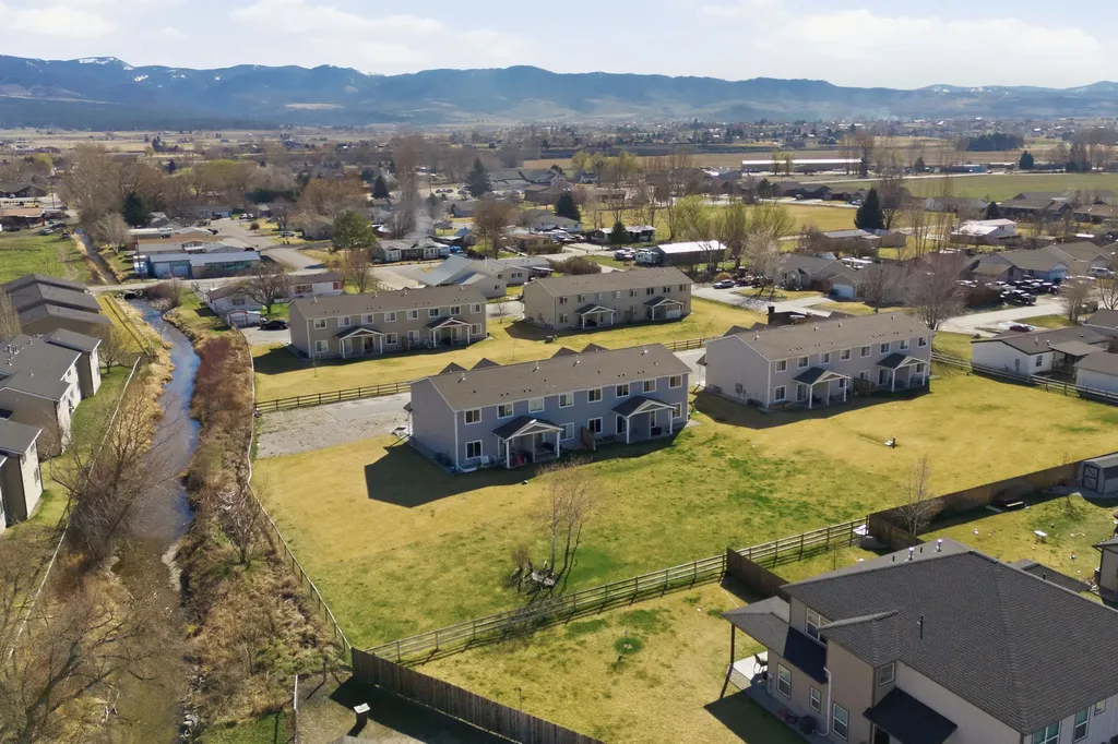 1115 Jessica Court Corvallis MT 59828