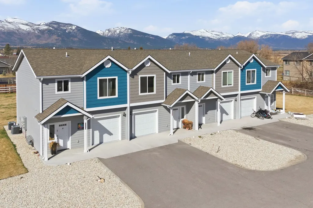 1115 Jessica Court Corvallis MT 59828