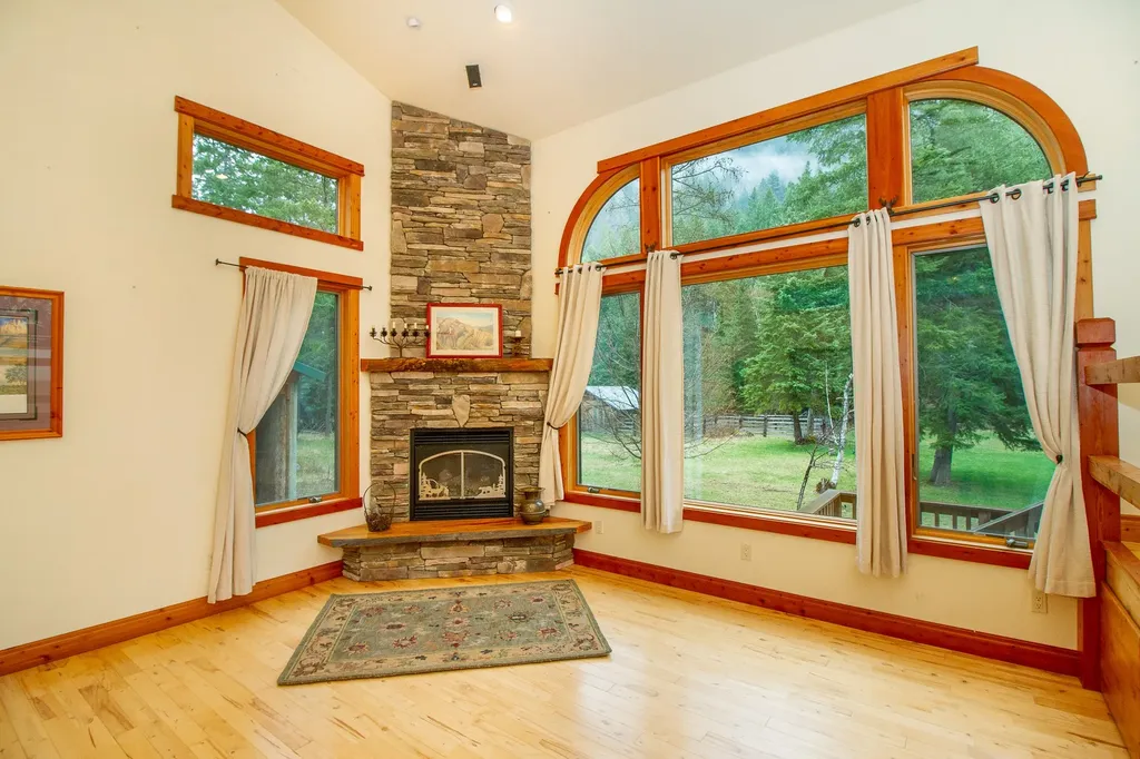 187 Blaine Mountain Road Kalispell MT 59901