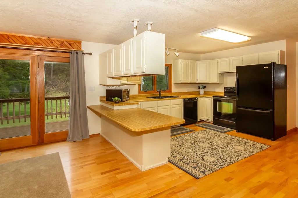 187 Blaine Mountain Road Kalispell MT 59901