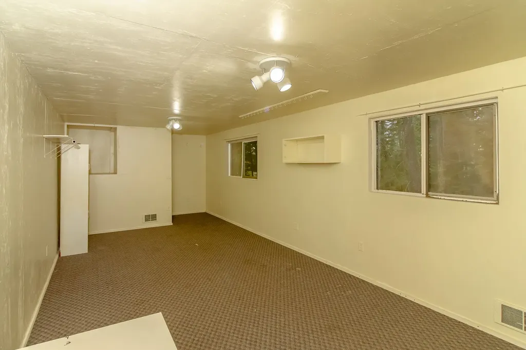 187 Blaine Mountain Road Kalispell MT 59901