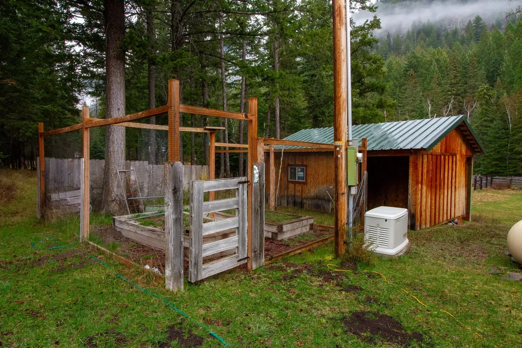 187 Blaine Mountain Road Kalispell MT 59901