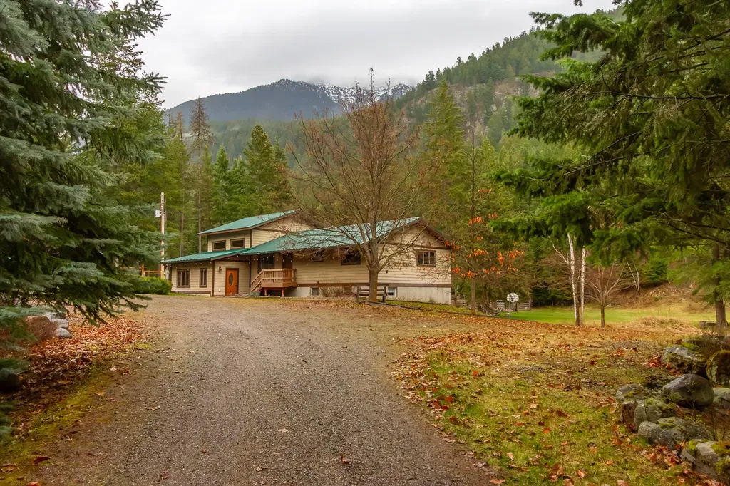 187 Blaine Mountain Road Kalispell MT 59901