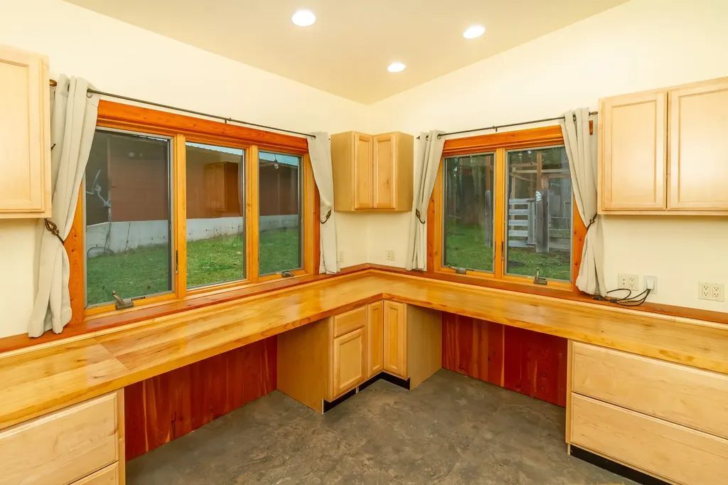 187 Blaine Mountain Road Kalispell MT 59901