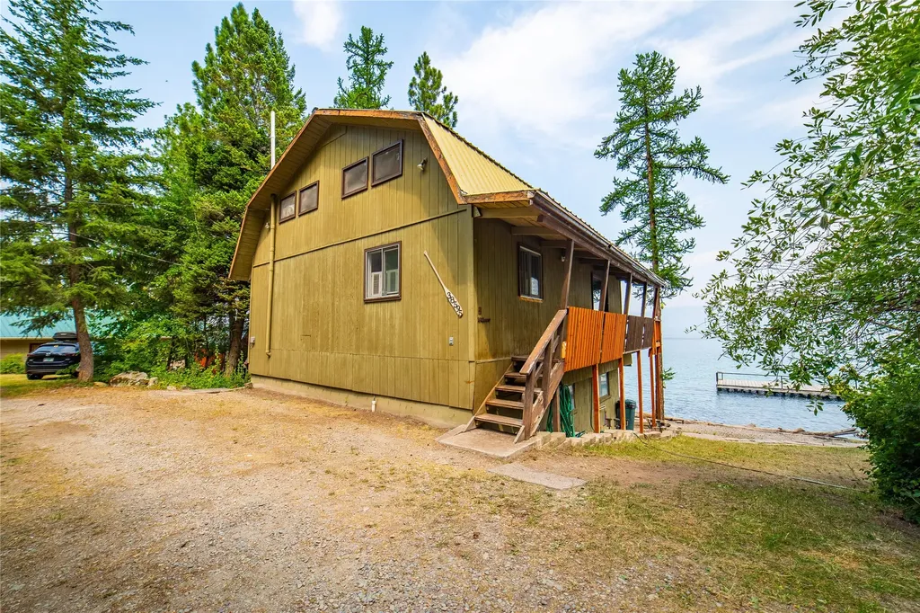 38595 Mary B Lane Rollins MT 59922