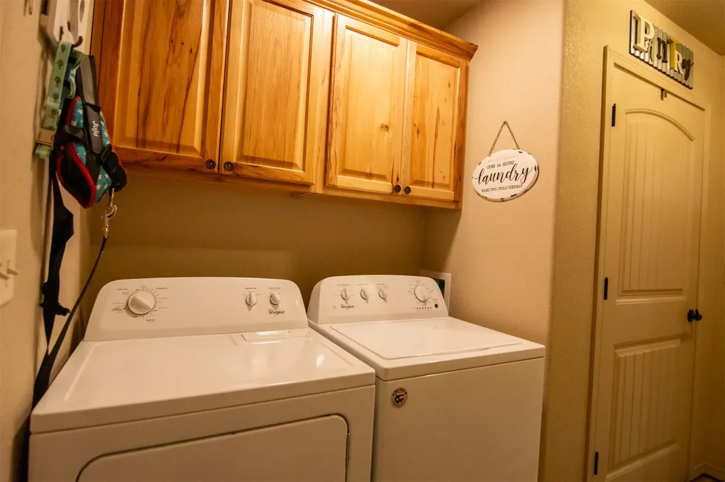 476 N Milnor Lake Road Troy MT 59935