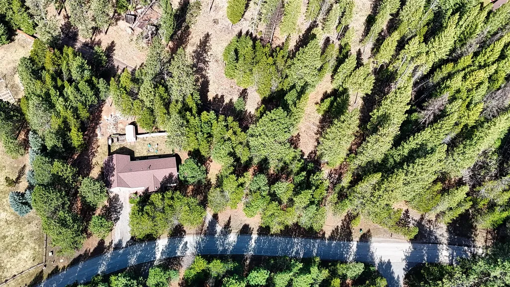 476 N Milnor Lake Road Troy MT 59935