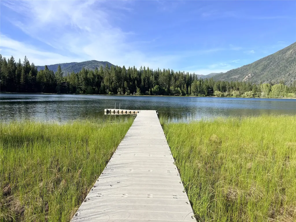 476 N Milnor Lake Road Troy MT 59935