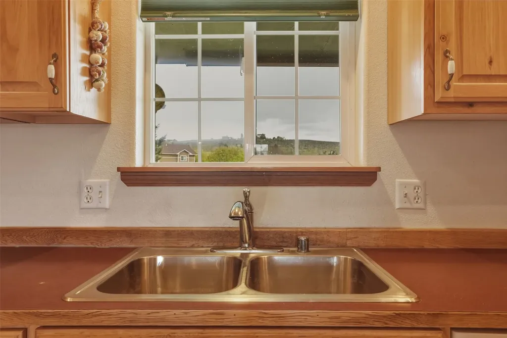 842 Legacy Loop Hamilton MT 59840