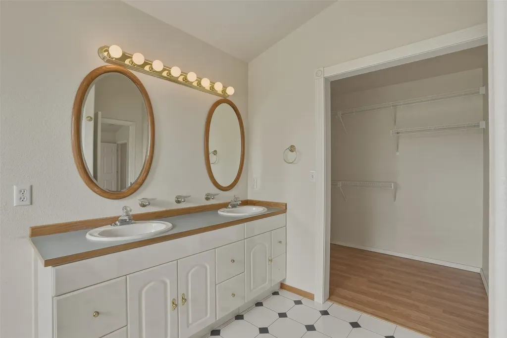 842 Legacy Loop Hamilton MT 59840