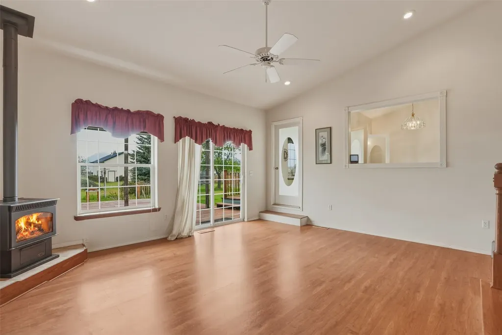 842 Legacy Loop Hamilton MT 59840
