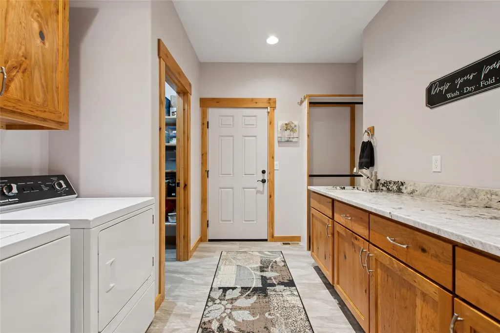 160 Quirk Trail Eureka MT 59917