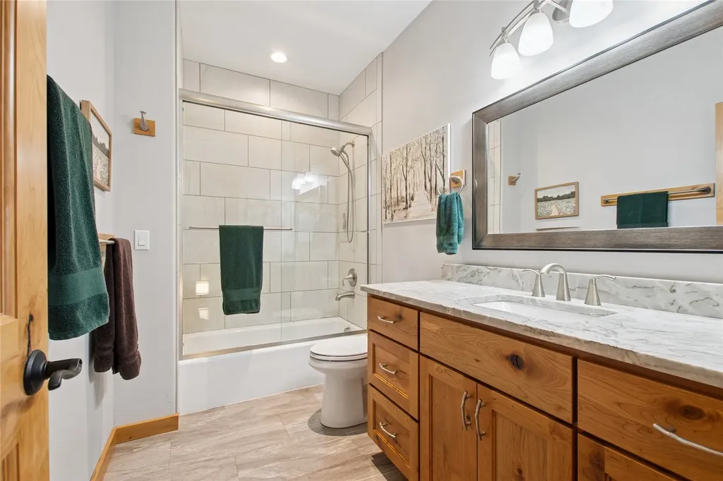 160 Quirk Trail Eureka MT 59917