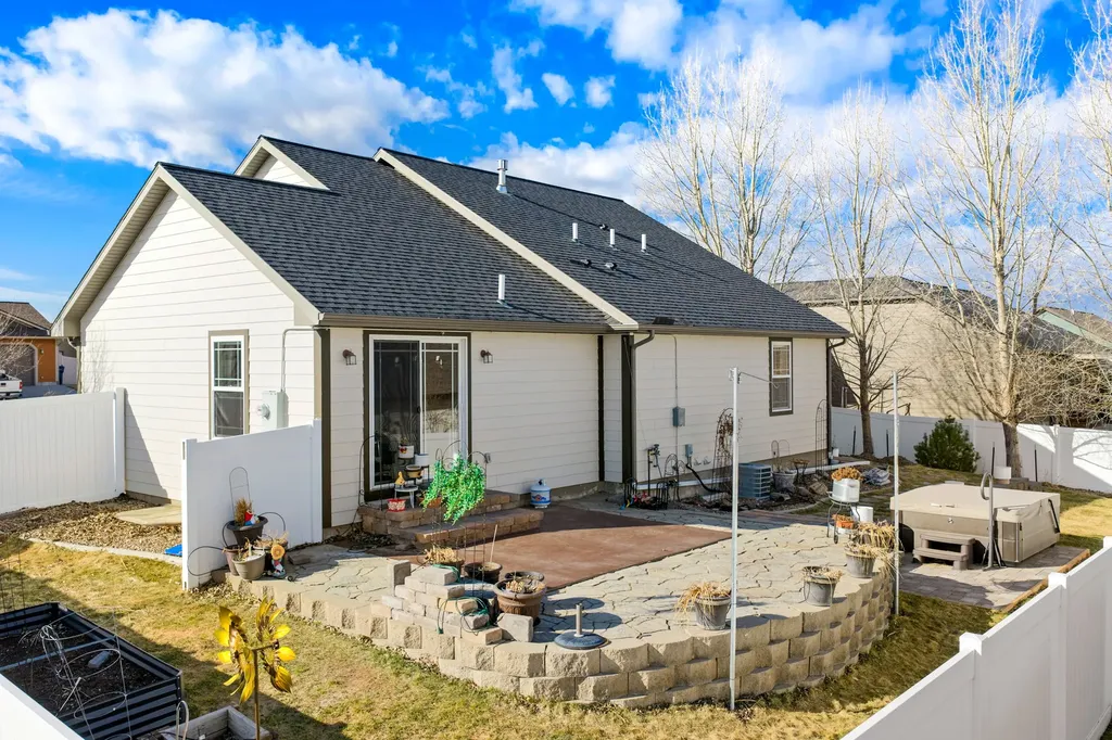1005 40th Avenue NE Great Falls MT 59404