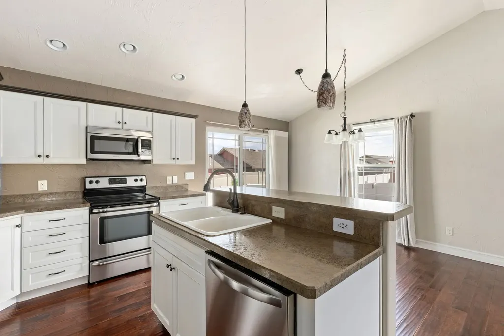 1005 40th Avenue NE Great Falls MT 59404