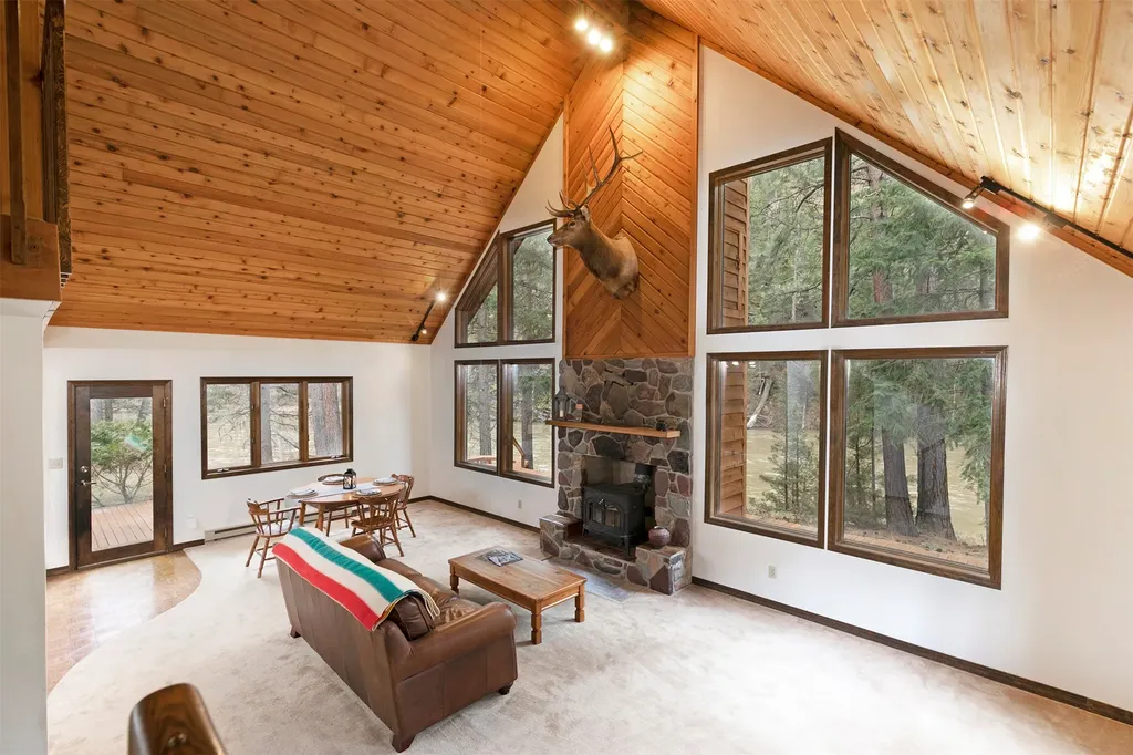 3898 Rainbow Bend Drive Bonner MT 59823