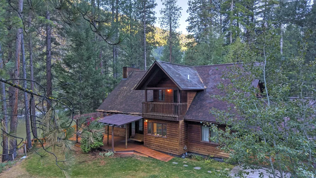 3898 Rainbow Bend Drive Bonner MT 59823