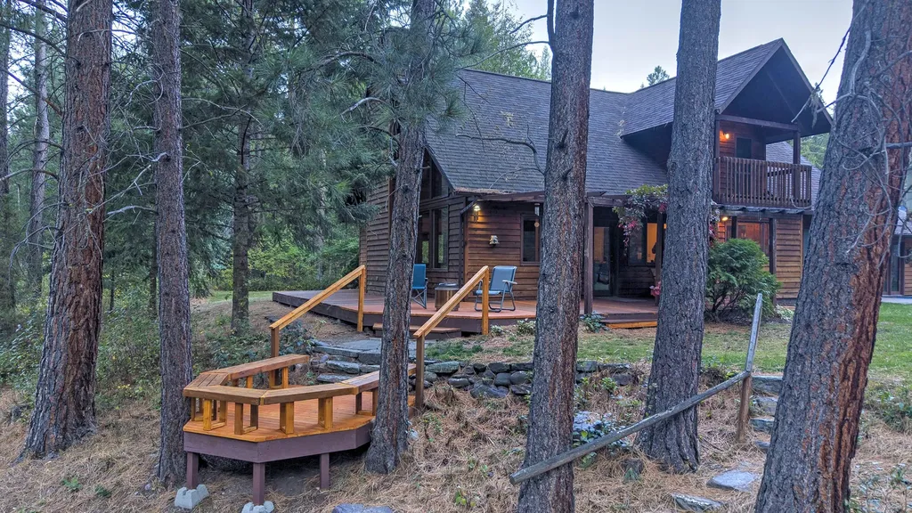 3898 Rainbow Bend Drive Bonner MT 59823