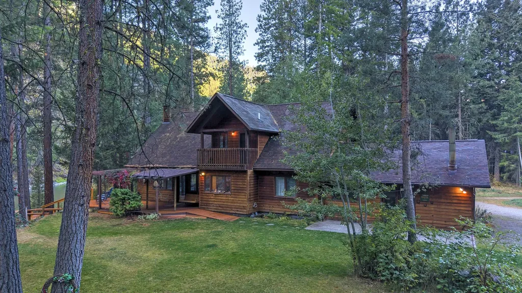 3898 Rainbow Bend Drive Bonner MT 59823