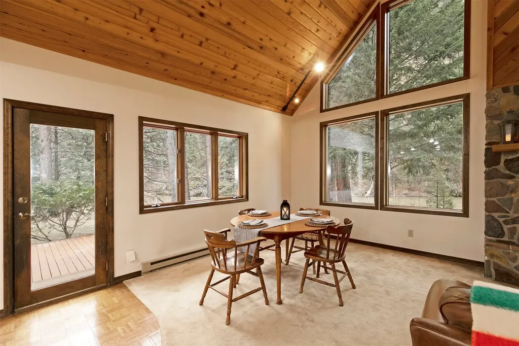 3898 Rainbow Bend Drive Bonner MT 59823