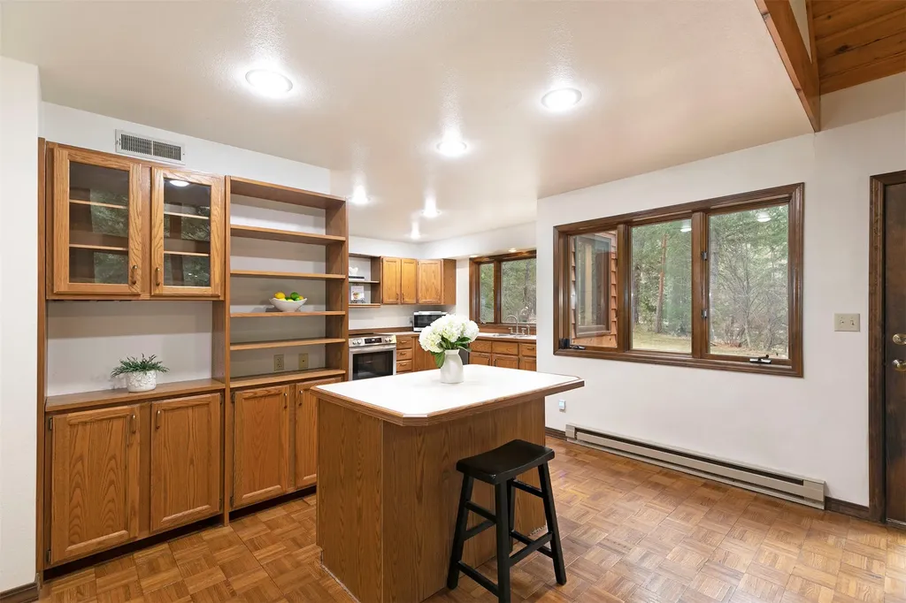 3898 Rainbow Bend Drive Bonner MT 59823
