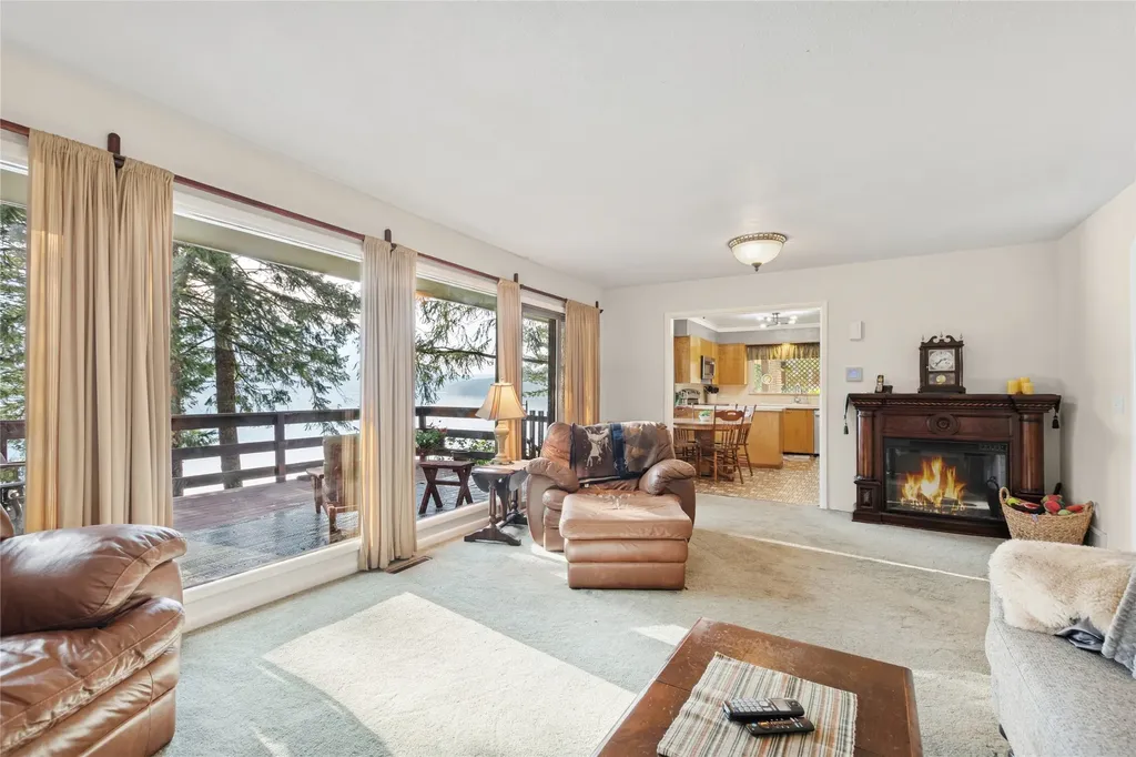 56 Quiet Lane Trego MT 59934