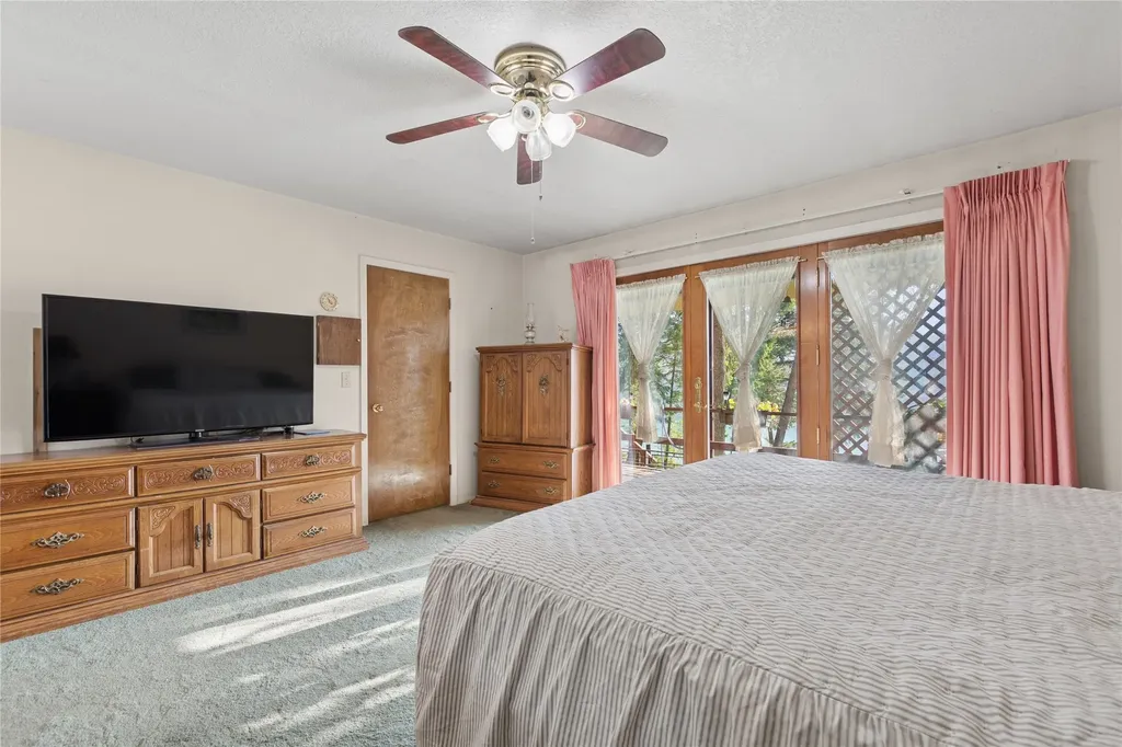 56 Quiet Lane Trego MT 59934