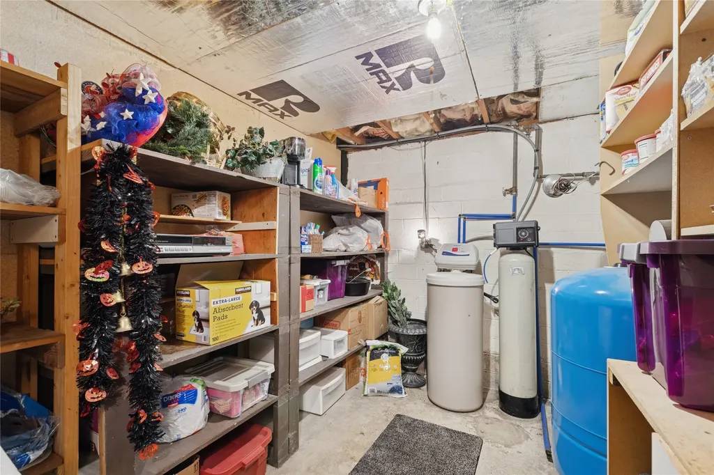 56 Quiet Lane Trego MT 59934