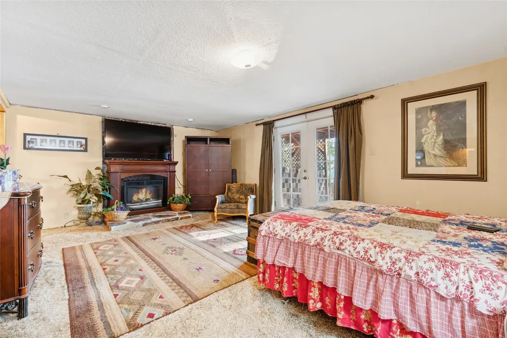 56 Quiet Lane Trego MT 59934