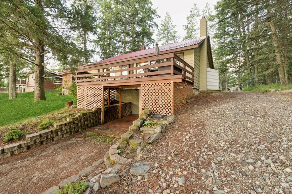 56 Quiet Lane Trego MT 59934