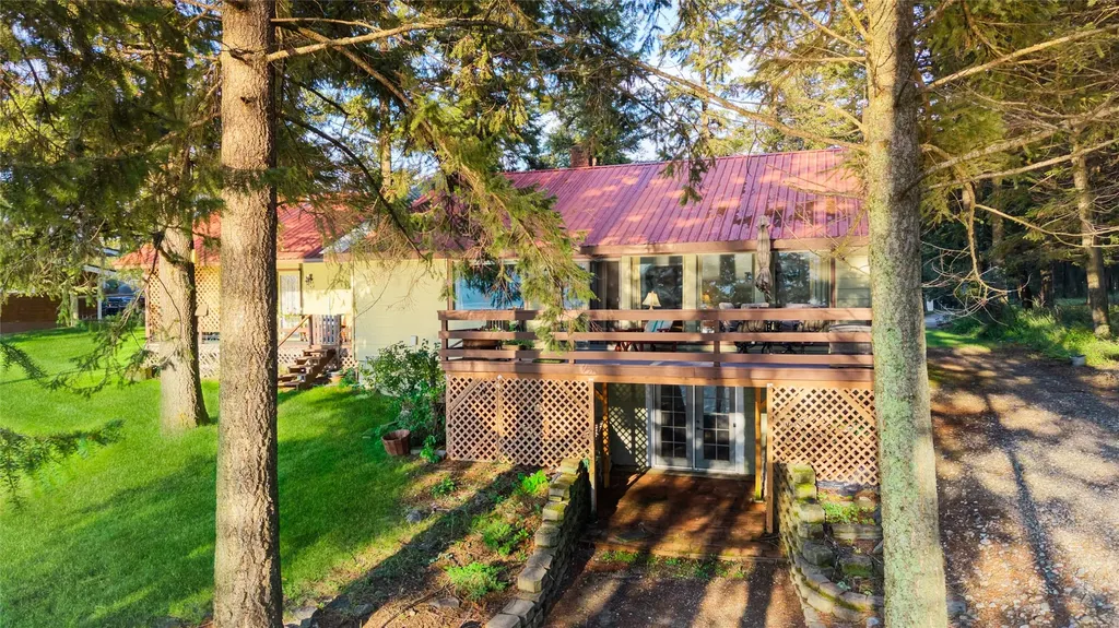 56 Quiet Lane Trego MT 59934