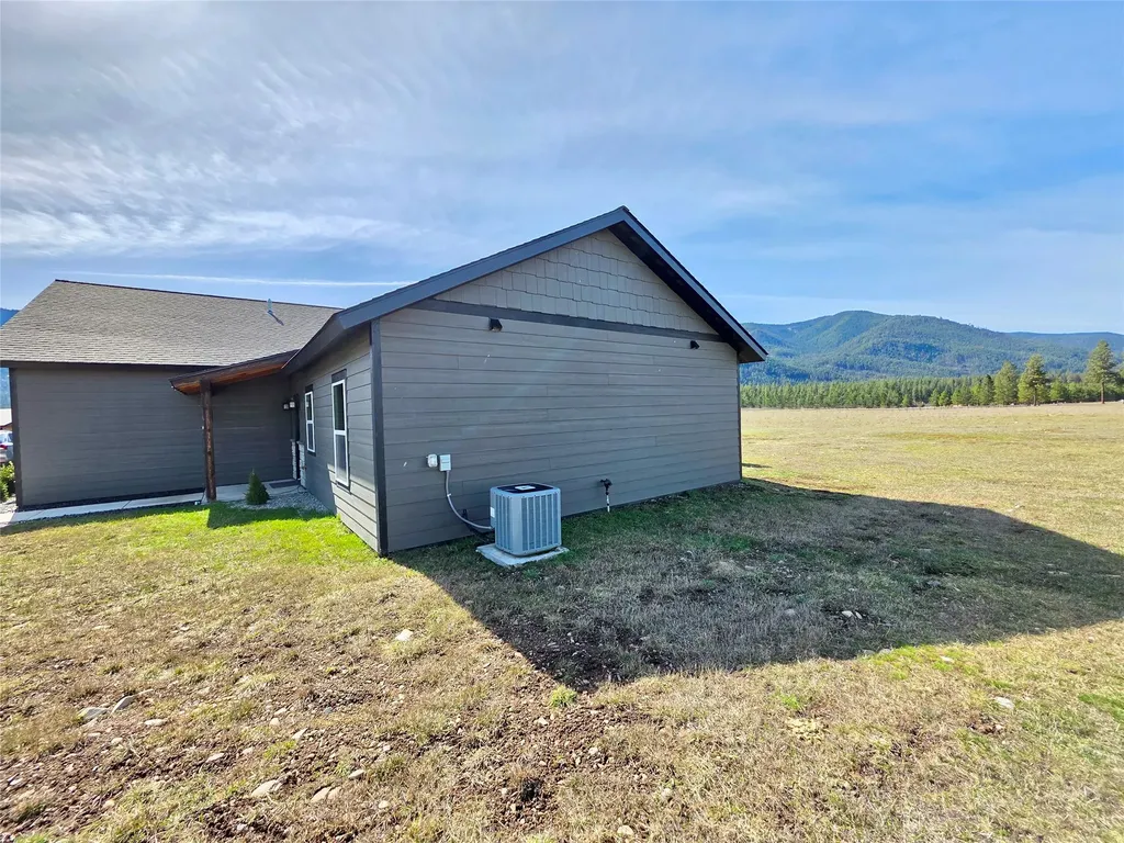 10 Lariat Loop Thompson Falls MT 59873