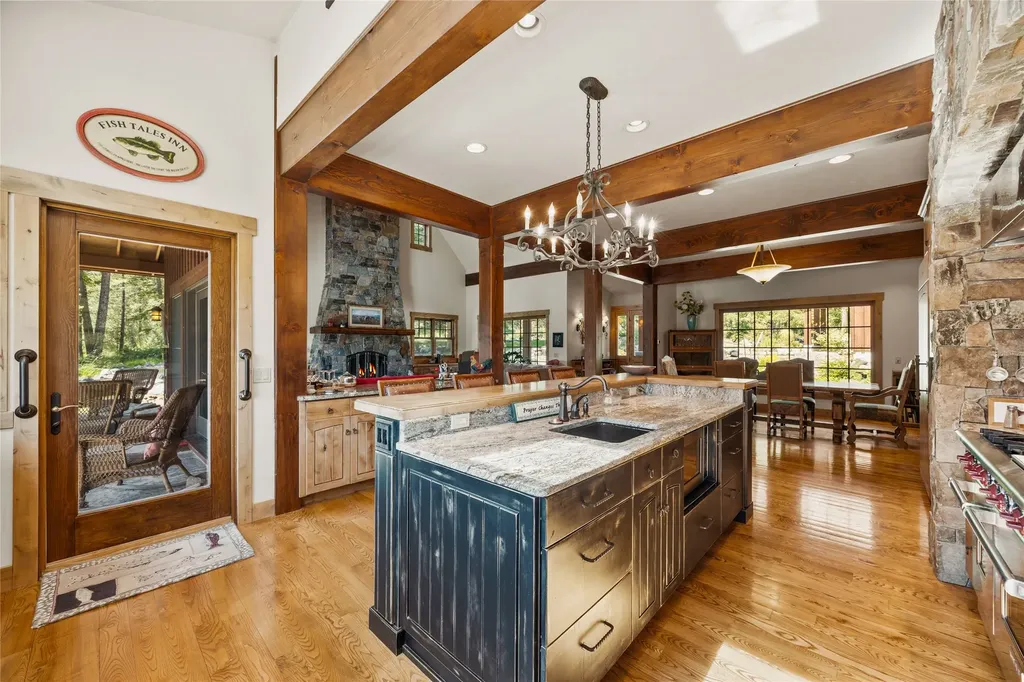 234 Williams Lane Bigfork MT 59911