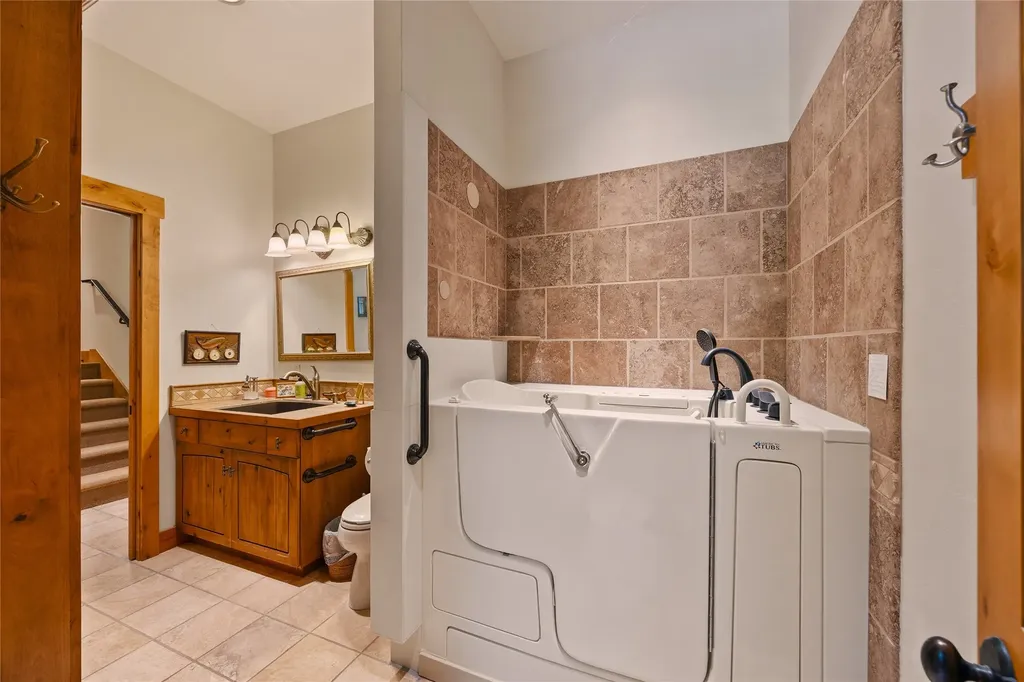 234 Williams Lane Bigfork MT 59911
