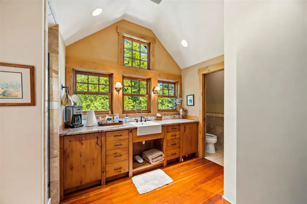 234 Williams Lane Bigfork MT 59911