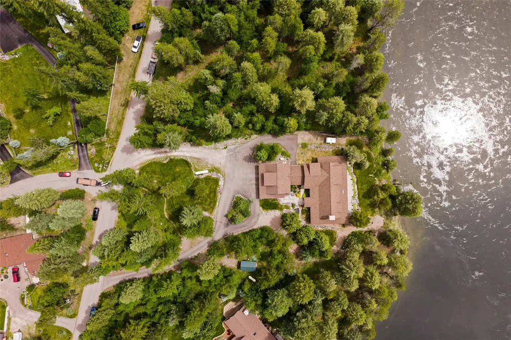 234 Williams Lane Bigfork MT 59911
