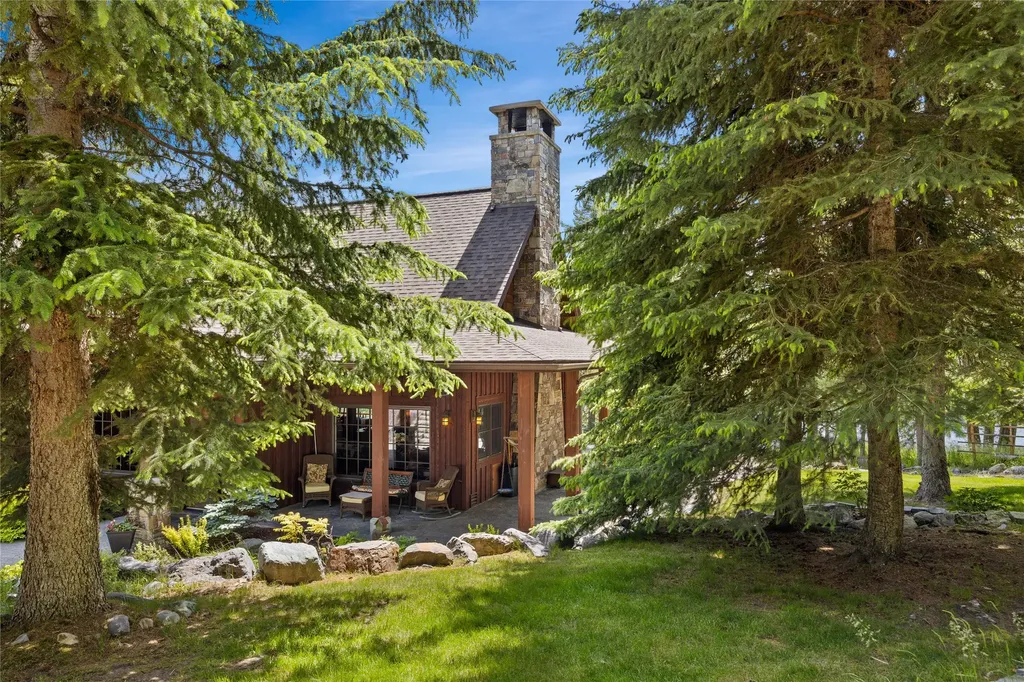 234 Williams Lane Bigfork MT 59911