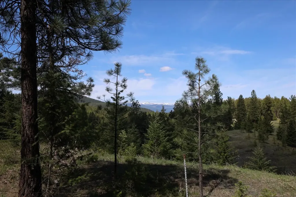 130 Crosscut Road Rexford MT 59930